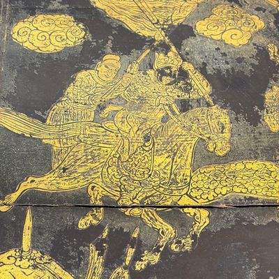 A Chinese polychrome-enamelled nine-piece sweetmeat set in a gilt-lacquered box — photo 4