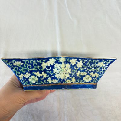 A Chinese polychrome-enamelled nine-piece sweetmeat set in a gilt-lacquered box — photo 12