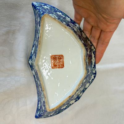 A Chinese polychrome-enamelled nine-piece sweetmeat set in a gilt-lacquered box — photo 48