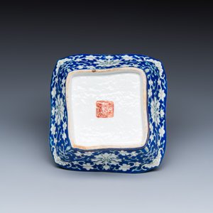A Chinese polychrome-enamelled nine-piece sweetmeat set in a gilt-lacquered box — photo 13