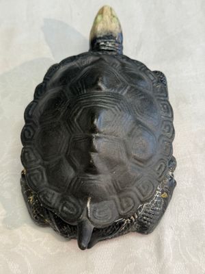 A Chinese polychrome-glazed turtle-shaped tureen and cover — photo 9