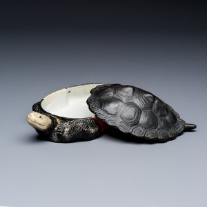 A Chinese polychrome-glazed turtle-shaped tureen and cover — photo 2