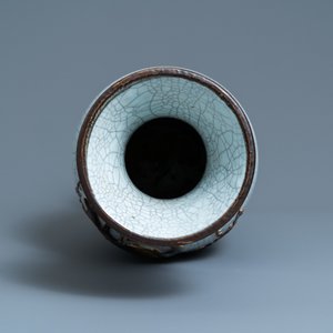 A Chinese polychrome Nanking crackle-glazed 'peacock' vase, Chenghua mark, 19th C. — photo 5