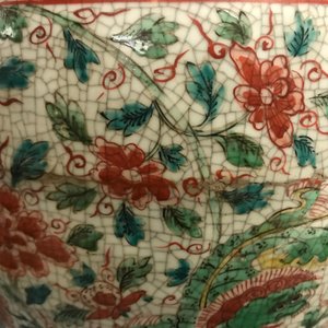 A Chinese polychrome Swatow jar with Buddhist lions among peony scrolls, Ming — photo 15