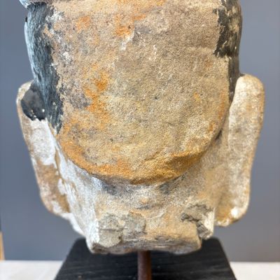 A Chinese polychromed carved stone head on a stand — photo 12