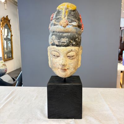 A Chinese polychromed carved stone head on a stand — photo 1