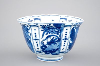 Un bol en porcelaine de Chine de type "kraak", époque Wan-Li, Dynastie Ming