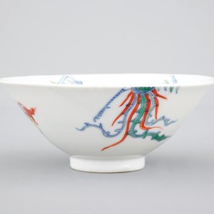 A Chinese porcelain doucai phoenix bowl, 19th C — photo 4