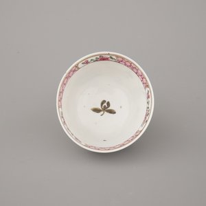 A Chinese porcelain famille rose semi-eggshell cup and saucer, Yongzheng, 18th C. — photo 10