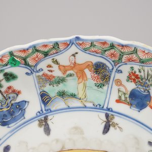 A Chinese porcelain famille verte "Provinces" plate, Kangxi or Yongzheng, ca. 1720 — photo 3