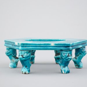 Un soccle en porcelaine de Chine monochrome turquoise, Kangxi — photo 5