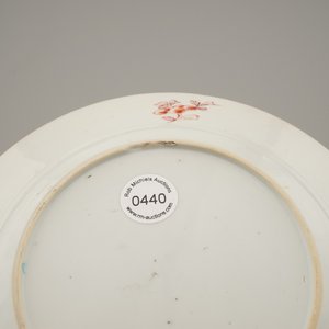 A Chinese porcelain Kakiemon style plate, Qianlong, 18th C. — photo 5
