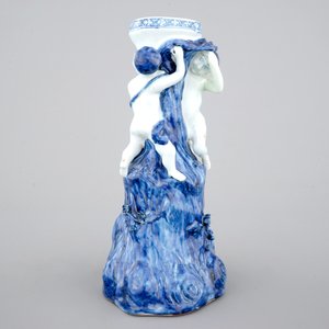 A Chinese porcelain Meissen style fruit basket base, Qianlong, 18th C. — photo 3