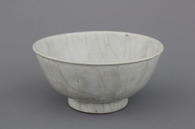 A Chinese porcelain monochrome bowl, Ming Dynasty