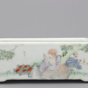 A Chinese porcelain polychrome rectangular bonsai bowl in Qianjiang style, 19/20th C. — photo 2