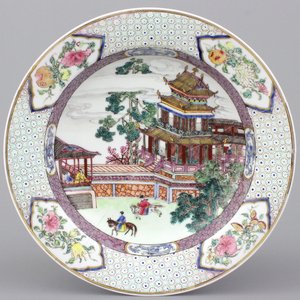 A Chinese porcelain ruby back landscape plate, Yongzheng, ca. 1725-1730 — photo 1