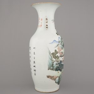 A Chinese porcelain vase with a landscape decor, 19/20th C. — 照片 7
