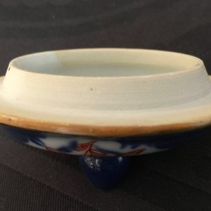 A Chinese powder blue and iron red decorated teapot and cover, Kangxi — 照片 4