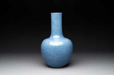 A Chinese powder-blue bottle vase, 19/20th C.