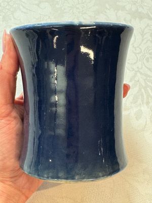 A Chinese powder-blue brush pot, 19th C. — photo 3