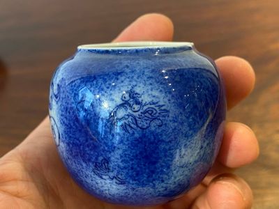 A Chinese powder-blue-glazed bird feeder with a dragon, 19th C. — photo 5