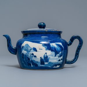 A Chinese powder blue-ground teapot and cover, Kangxi — photo 4
