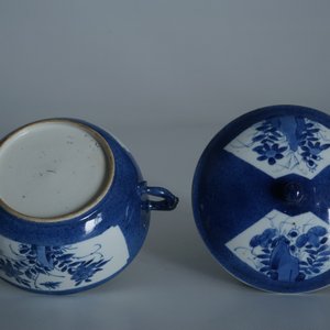 A Chinese powder blue two-handled bowl and cover, Kangxi — photo 13