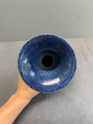 A Chinese powder blue 'yuhuchunping' vase, Ming — photo 5