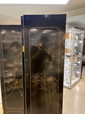 A Chinese precious-stone-inset gilt-lacquered four-panel 'Ba Jun Tu 八骏图' folding screen, 20th C. — foto 16