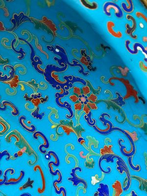 A Chinese pseudo-cloisonné Canton enamel basin, Qianlong mark and of the period — photo 12