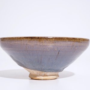 A Chinese purple-splashed junyao bowl, Yuan — photo 4