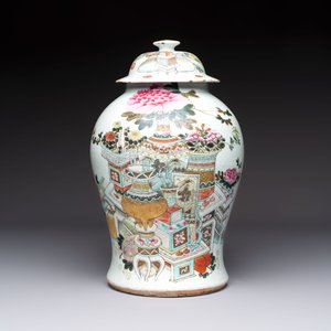 A Chinese qianjiang cai 'antiquities' covered vase and a basin with figural design, signed Yu Yicheng 俞意誠 and Xu Shanqin 徐善琴, 19th C., one dated 1893 — photo 3