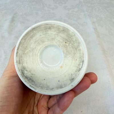 A Chinese qianjiang cai brushpot with figural design — photo 8