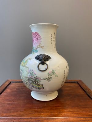 A Chinese qianjiang cai 'hu' vase with antiquities, signed Xu Pinheng 許品衡, Tongzhi mark, 19/20th C. — 照片 2