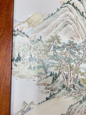 A Chinese qianjiang cai ‘Mountainous Landscape’ plaque-inset hongmu low table , 19/20th C. — 照片 8