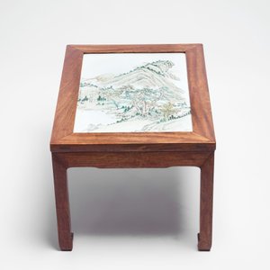 A Chinese qianjiang cai ‘Mountainous Landscape’ plaque-inset hongmu low table , 19/20th C. — 照片 2