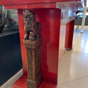 A Chinese qianjiang cai plaque mounted in a wooden table, 19/20th C. — 照片 17