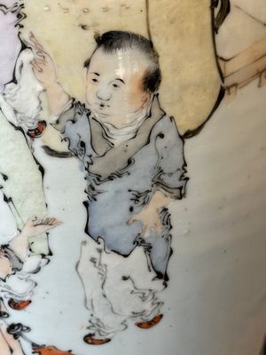 A Chinese qianjiang cai 'playing boys' vase, Ma Qingyun 馬慶雲 seal mark, dated 1917 — foto 14
