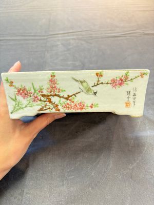 A Chinese qianjiang cai rectangular jardinière, signed Zhang Yun 張雲, dated 1925 — photo 1
