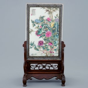 A Chinese qianjiang cai table screen with a winter landscape, 20th C. — 照片 2