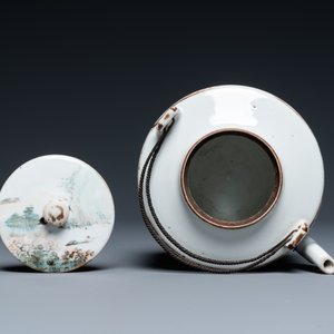 A Chinese qianjiang cai teapot and cover, 19/20th C. — photo 6