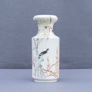 A Chinese qianjiang cai vase, signed Zhang Ying, 19/20th C. — photo 7