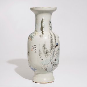 A Chinese qianjiang cai vase with a scene of go-players, 19/20th C. — 照片 2