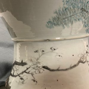 A Chinese qianjiang cai vase with butterfly-shaped ornaments, 19th C. — 照片 11