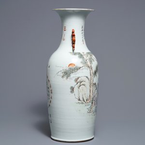 A Chinese qianjiang cai vase with figures in a landscape, 19/20th C. — photo 2