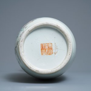 A Chinese qianjiang cai vase with large figures, 19/20th C. — photo 6