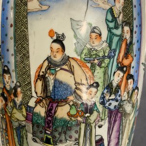 A Chinese qianjiang cai vase with two-sided design, 19/20th C. — photo 16