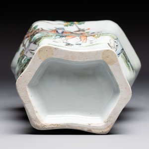 A Chinese qianjiang cai 'Wu Zi Deng Ke 五子登科' hexagonal vase, Republic, dated 1915 — photo 6