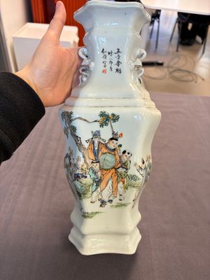 A Chinese qianjiang cai 'Wu Zi Deng Ke 五子登科' hexagonal vase, sigend Xian Cha 仙槎, dated 1915 — photo 1