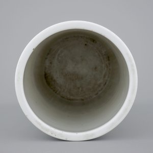 A Chinese Qianjiang porcelain hat stand, 19/20th C. — photo 6